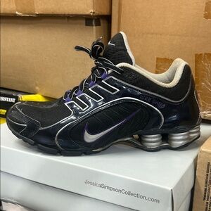 Nike Black and Purple Shox Sneakers size 9
